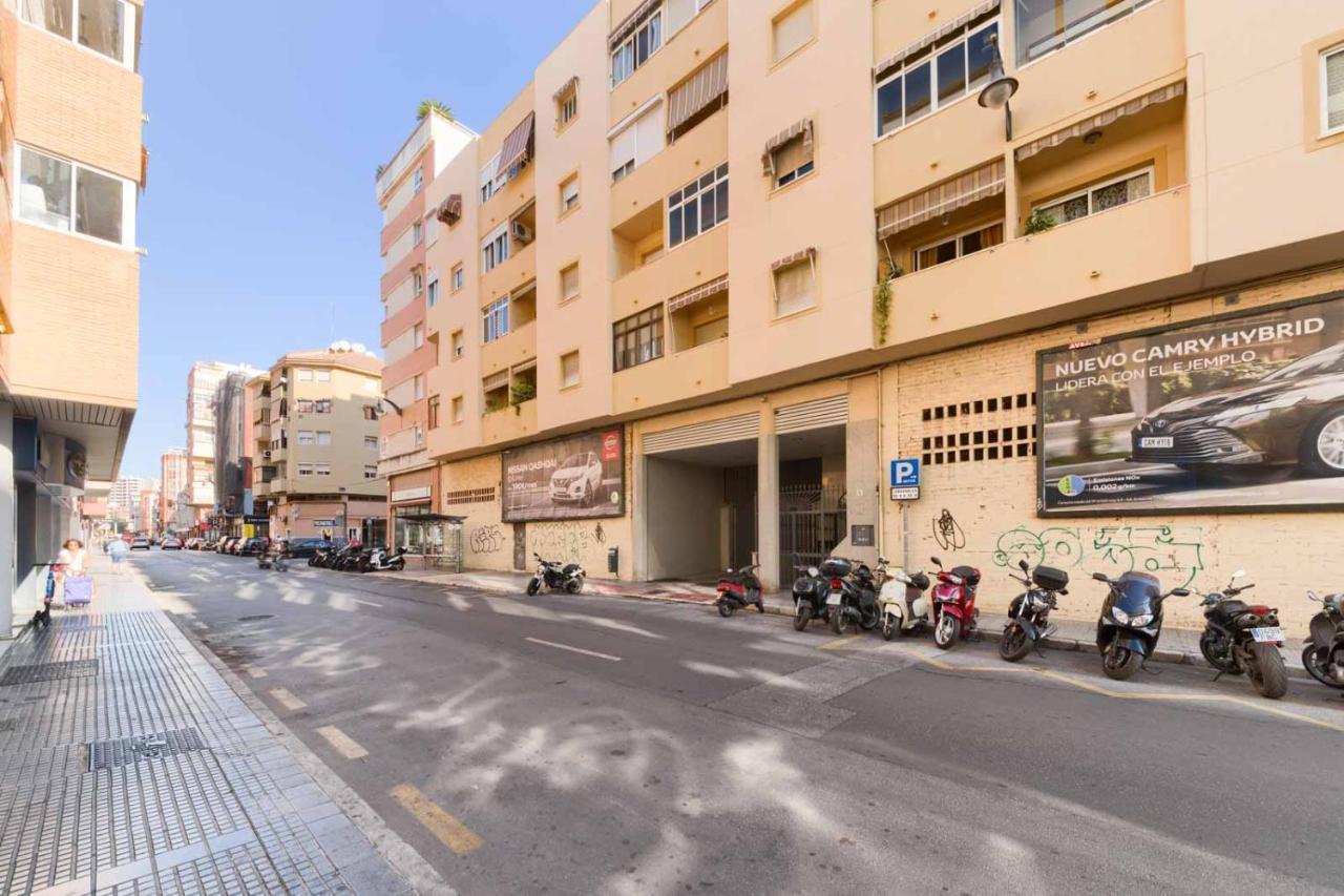 Holidays2Malaga Plaza De Toros Vieja & Parking Opcional Екстериор снимка