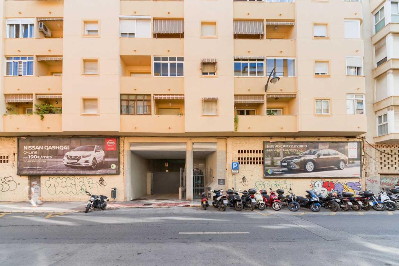 Holidays2Malaga Plaza De Toros Vieja & Parking Opcional Екстериор снимка